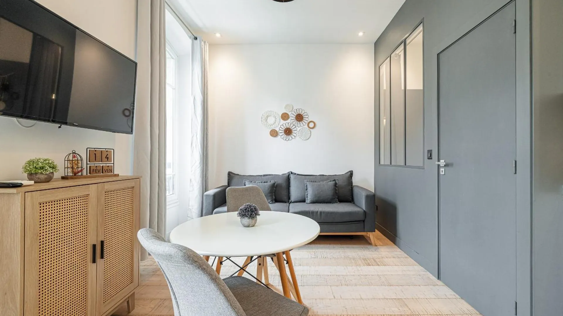 Apartmán Cozy 1 Bdr Downtown Nice